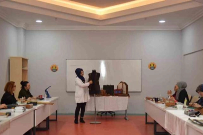Yıldırım’da deri sanatının incelikleri öğretiliyor