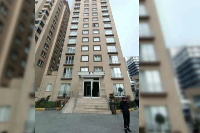 Kıskançlık nedeniyle kocasını göğsünden bıçaklayarak öldürdü