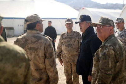 Milli Savunma Bakanı Akar Hatay’da