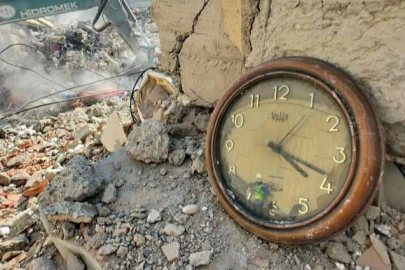 Saatler 04:17'de durdu