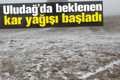 Uludağ'da beklenen kar yağışı başladı