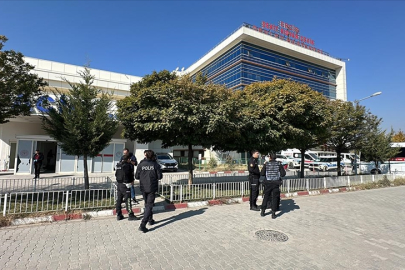 Van'da hastanede silahlı saldırı sonucu biri sağlık çalışanı 2 kişi hayatını kaybetti