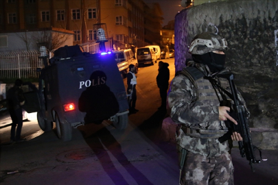 İstanbul'da DHKP/C operasyonunda 5 zanlı yakalandı