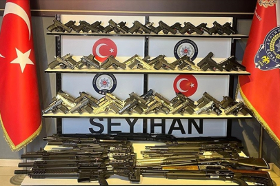 Adana'da operasyon ve denetimlerde 73 ruhsatsız silah ele geçirildi