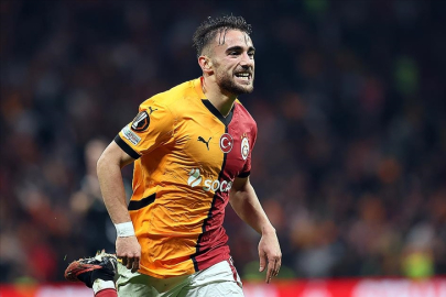 Yunus Akgün, Galatasaray'da hayallerini yaşıyor