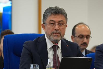 Bakan Yumaklı: Sahipsiz hayvanlarla ilgili faaliyetlerin desteklenmesi için 2025 yılında 1,8 milyar bütçe ayrıldı