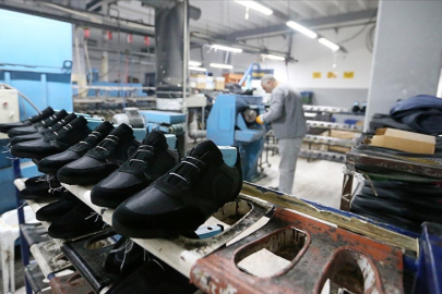 Dart için geliştirdiği kaydırmaz tabanlı ayakkabıyla ihracata başladı