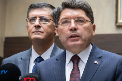 Adalet Bakanı Tunç: (Belediyelere görevlendirme) Görevi kötüye kullanırsanız hukuk çerçevesinde yetkiler kullanılır