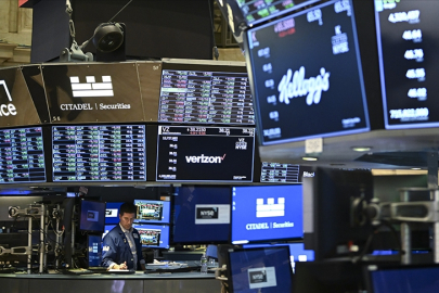 Küresel piyasalar yoğun veri haftasına karışık seyirle başladı