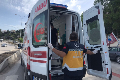 Otomobil ile motosiklet çarpışırken, 1 kişi yaralandı