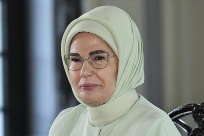 Emine Erdoğan'dan "24 Kasım Öğretmenler Günü" paylaşımı