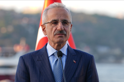 Bakan Uraloğlu: Bütün değerlerimize hakaret edilen bir mecraya hiç müdahale etmeyelim mi?