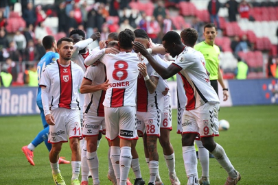 Samsunspor sahasında 4 golle kazandı