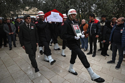 Muğla'daki helikopter kazasında hayatını kaybedenlerin cenazeleri toprağa verildi