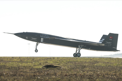 Bayraktar KIZILELMA bir uçuş testini daha başarıyla tamamladı