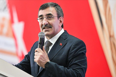 Cumhurbaşkanı Yardımcısı Yılmaz: 2026-2027 yıllarında ise tek haneli rakamlara ulaşmayı hedefliyoruz