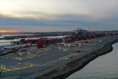 ABD, Kanada, Meksika ve Çin'e uyguladığı tarifelerle ticaret savaşının fitilini ateşledi