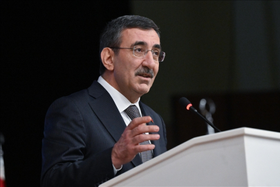 Cumhurbaşkanı Yardımcısı Yılmaz: Yıllık enflasyonun önümüzdeki aylarda da düşmeye devam etmesini bekliyoruz