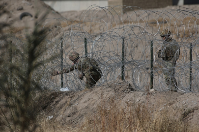 Trump'ın "sınır çarı" Homan, sınır geçişlerinde yüzde 93 azalma olduğunu bildirdi