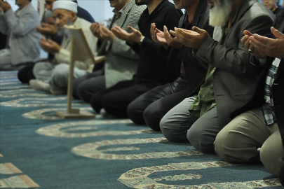 Filistin için tüm camilerde dua edilecek