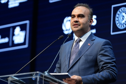 Bakan Kacır: 160 OSB'de toplam 1022 yatırım yeri için 2 bin 17 sanayicimiz başvuru yaptı