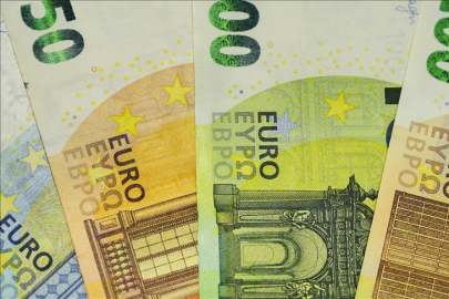 Martta en fazla aylık reel getiri avroda oldu