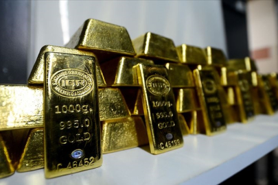 Tarife anlaşmazlığı Avrupa borsalarını düşürürken, altın ons fiyatı rekor kırmaya devam ediyor