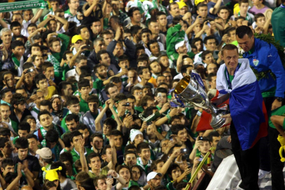 Bursaspor'un şampiyonluğu 15 yıl önce yaşananları hatırlattı