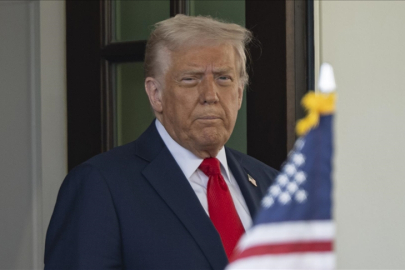 Trump, gönüllü olarak ABD'den ayrılacak düzensiz göçmenlere para ve uçak bileti vermek istiyor