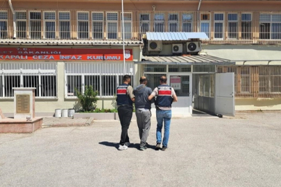 Kırmızı bültenle aranan şüpheli Eskişehir'de yakalandı