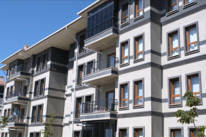 Bakan Kurum, "Gayrimenkul Sertifikası"na ilişkin merak edilen 15 sorunun yanıtını paylaştı