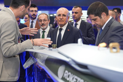 Bakan Şimşek: Türkiye savunma sanayisinde çok büyük bir hızla küresel en gelişmiş ülkelerle arayı kapatıyor