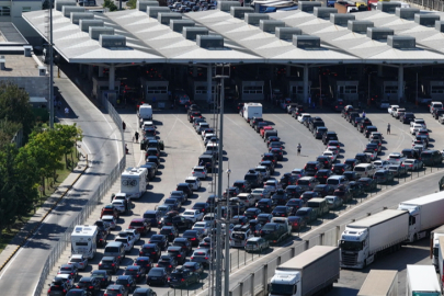 Gurbetçilerin hüzünlü dönüş yolculuğu sürüyor