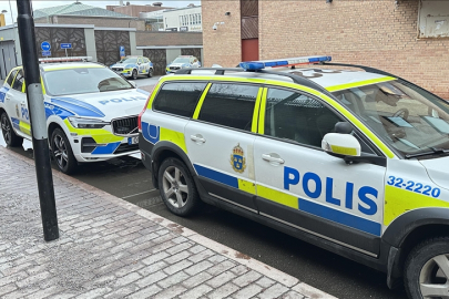 İsveç'te bir camide kılınan cuma namazının ardından silahlı saldırı düzenlendi