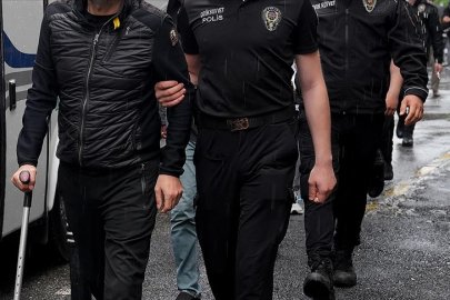 İBB'ye yönelik yolsuzluk soruşturmasında gözaltına alınan şüphelilerin emniyette ifade işlemleri başladı