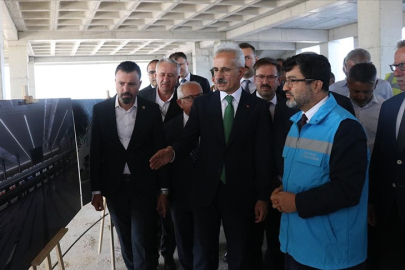 Ulaştırma ve Altyapı Bakanı Uraloğlu, Yozgat Havalimanı inşaatını inceledi