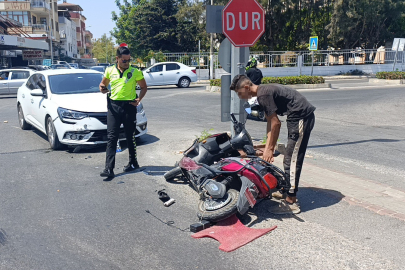 Otomobil ile elektrikli motosiklet çarpıştı: 1 yaralı
