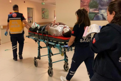 Bursa'da otomobil motosiklete çarptı: 2 yaralı