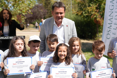 Osmangazi'de 8 bin 24 çocuk yüzme keyfi yaşadı