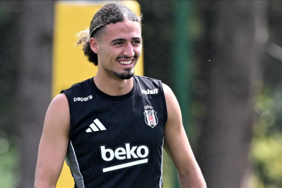 Beşiktaş'ta Taylan Bulut yerli oyuncu statüsünde forma giyecek