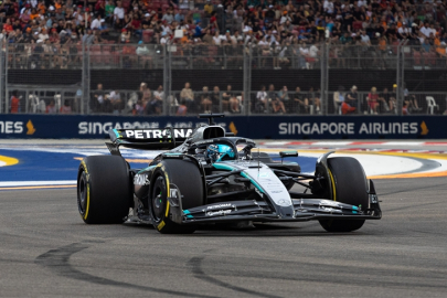 Formula 1 Singapur Grand Prix'sinde pole pozisyonu Russell'ın