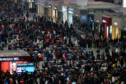 Çin'de Ulusal Gün tatilinde ülke içinde 2,43 milyar seyahat yapıldı