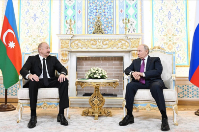 Rusya Devlet Başkanı Putin ve Azerbaycan Cumhurbaşkanı Aliyev bir araya geldi