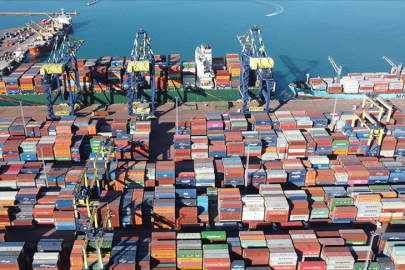 Türkiye'den komşularına 9 ayda 20,3 milyar dolarlık ihracat