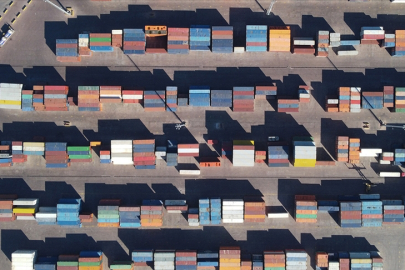 Serbest bölgelerde 9 aylık ticaretin yaklaşık yarısını ihracat oluşturdu