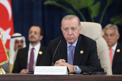 Cumhurbaşkanı Erdoğan "Şarm el-Şeyh Anlaşması"nın imza törenine katıldı