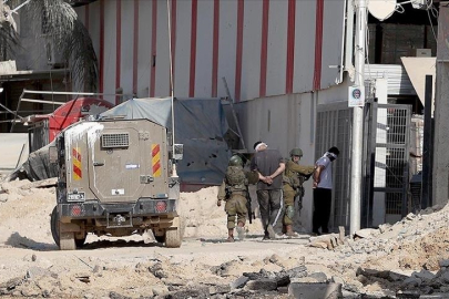 İsrail, işgal altındaki Batı Şeria'da 3'ü çocuk 20 Filistinliyi gözaltına aldı