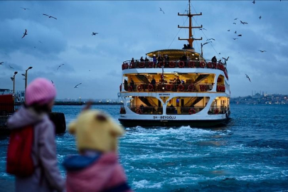 İstanbul'da vapur ve teleferik seferlerine hava muhalefeti engeli