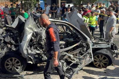 İsrail'in Lübnan'ın güneyinde bir araca düzenlediği saldırıda 1 kişi hayatını kaybetti