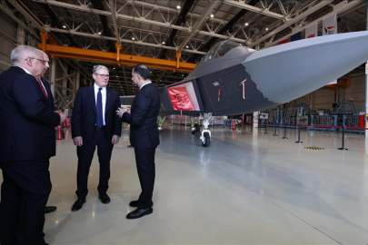 İngiltere Başbakanı Starmer, TUSAŞ'ı ziyaret ederek KAAN hakkında bilgi aldı